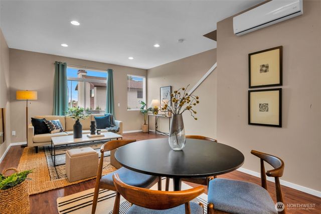 2311 N 113th Place #B, Seattle, WA 98133