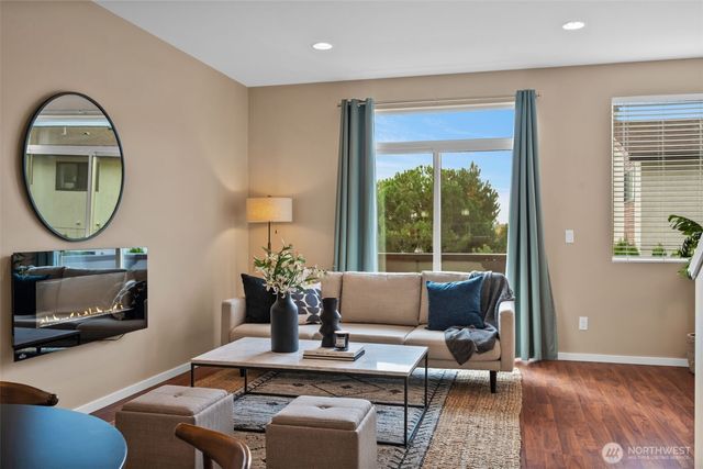 2311 N 113th Place #B, Seattle, WA 98133