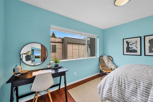 2311 N 113th Place #B, Seattle, WA 98133