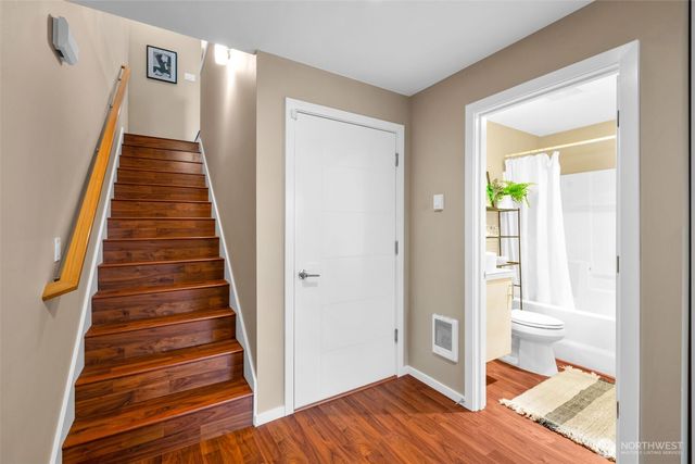 2311 N 113th Place #B, Seattle, WA 98133