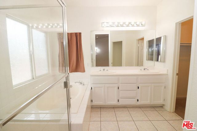 4249 Sungate Drive, Palmdale, CA 93551