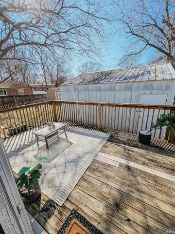 1301 S Boeke Road, Evansville, IN 47714