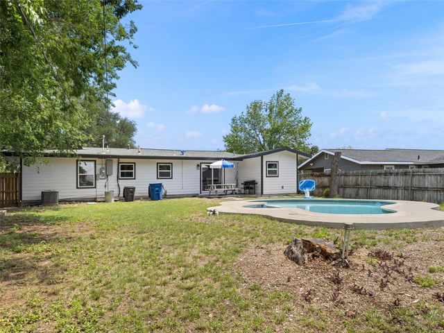 503 Pickwell DR, San Antonio, TX 78223
