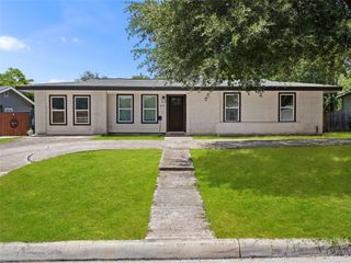 503 Pickwell DR, San Antonio, TX 78223