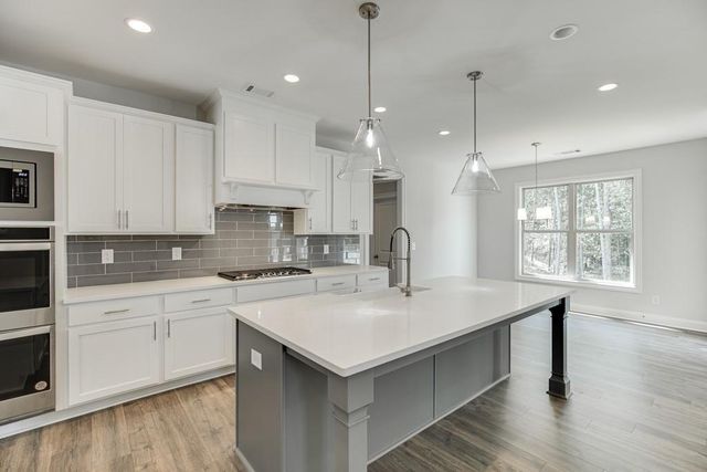 5580 Suwanee Dam Road, Sugar Hill, GA 30518