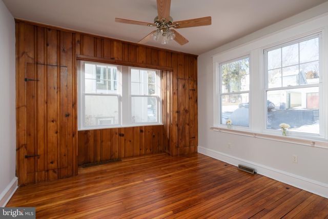 2423 JENKINTOWN RD, Glenside, PA 19038