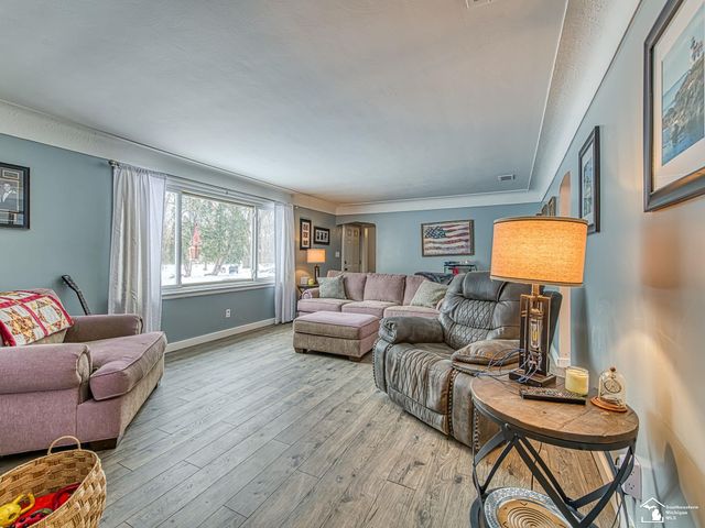 2525 Reinhardt Road, Frenchtown Twp, MI 48162