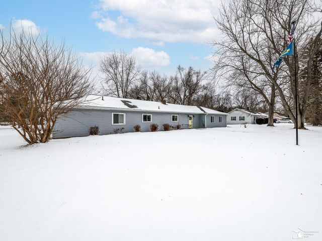 2525 Reinhardt Road, Frenchtown Twp, MI 48162