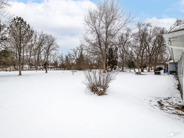 2525 Reinhardt Road, Frenchtown Twp, MI 48162