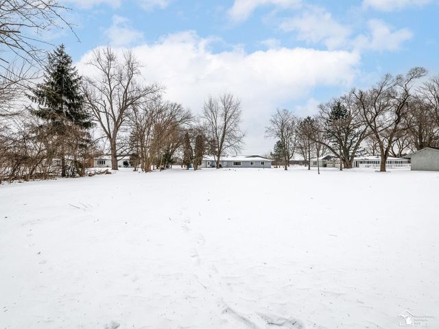 2525 Reinhardt Road, Frenchtown Twp, MI 48162