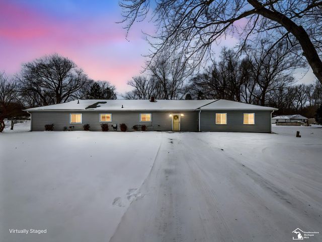 2525 Reinhardt Road, Frenchtown Twp, MI 48162