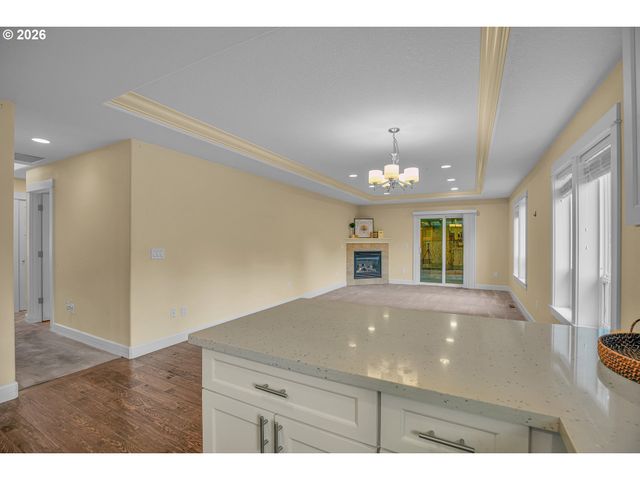 813 Ne 194TH Ave, Portland, OR 97230