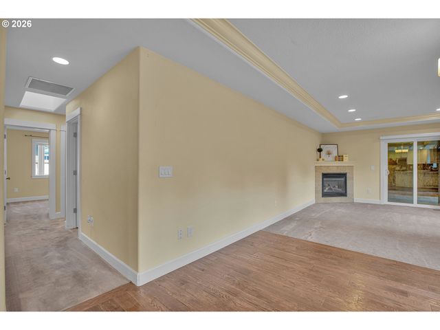 813 Ne 194TH Ave, Portland, OR 97230