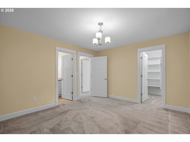 813 Ne 194TH Ave, Portland, OR 97230