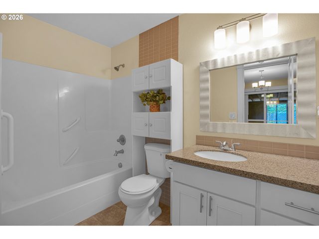 813 Ne 194TH Ave, Portland, OR 97230