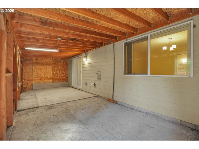 813 Ne 194TH Ave, Portland, OR 97230