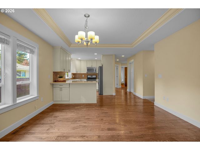 813 Ne 194TH Ave, Portland, OR 97230
