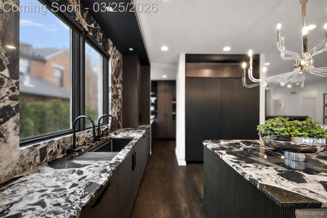 830 Harmon Street, Birmingham, MI 48009