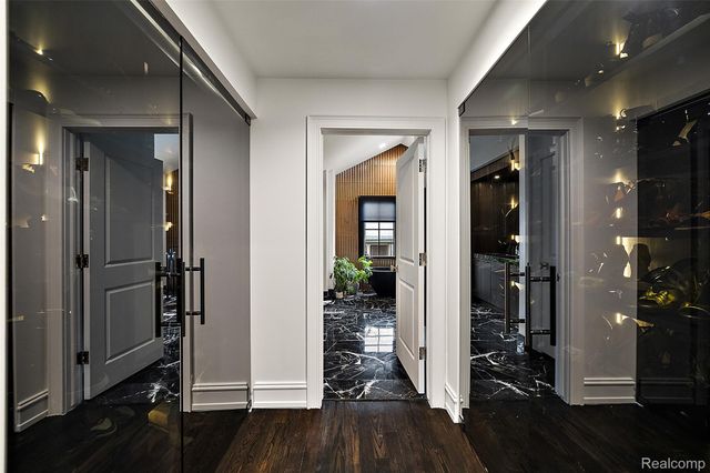 830 Harmon Street, Birmingham, MI 48009