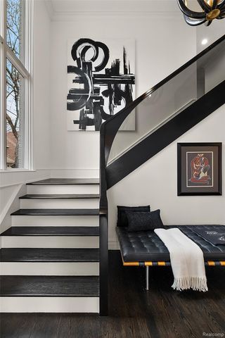 830 Harmon Street, Birmingham, MI 48009