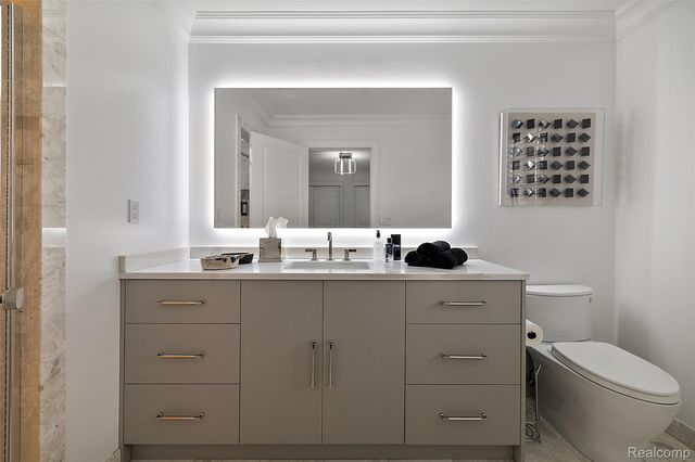 830 Harmon Street, Birmingham, MI 48009