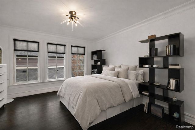 830 Harmon Street, Birmingham, MI 48009