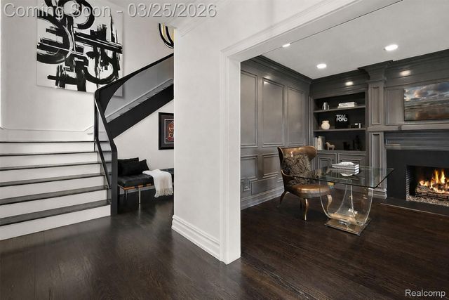 830 Harmon Street, Birmingham, MI 48009