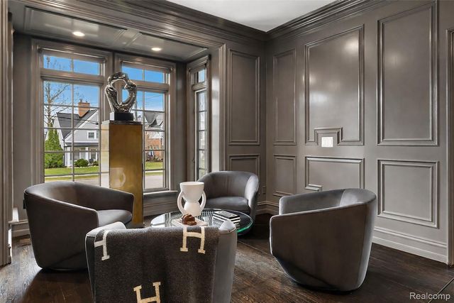 830 Harmon Street, Birmingham, MI 48009