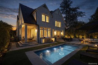 830 Harmon Street, Birmingham, MI 48009