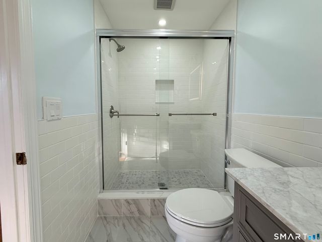 228 Jennings Road, Fairfield, CT 06825