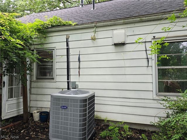 625 Edgewood Drive, Kent, OH 44240