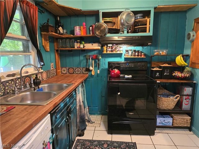 625 Edgewood Drive, Kent, OH 44240