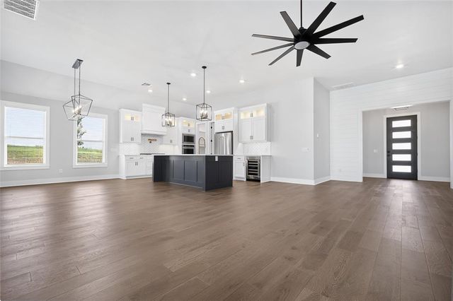 2280 Cottage Lane, Blanchard, OK 73010