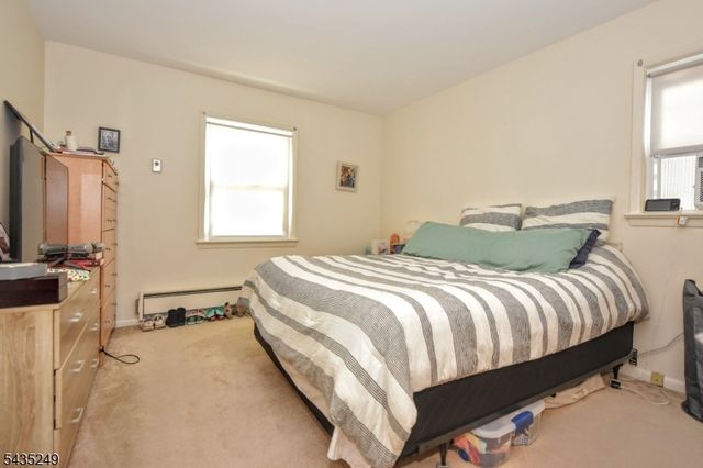 51 Charles St, Dumont Boro, NJ 07628