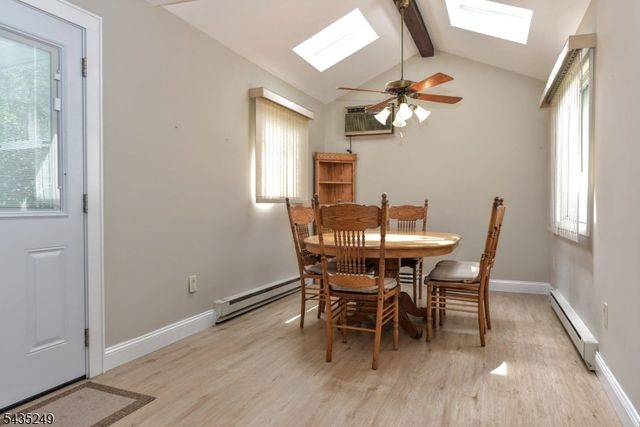 51 Charles St, Dumont Boro, NJ 07628