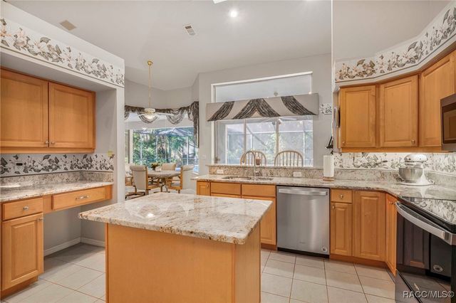 4396 N Forest Lake Drive, Hernando, FL 34442