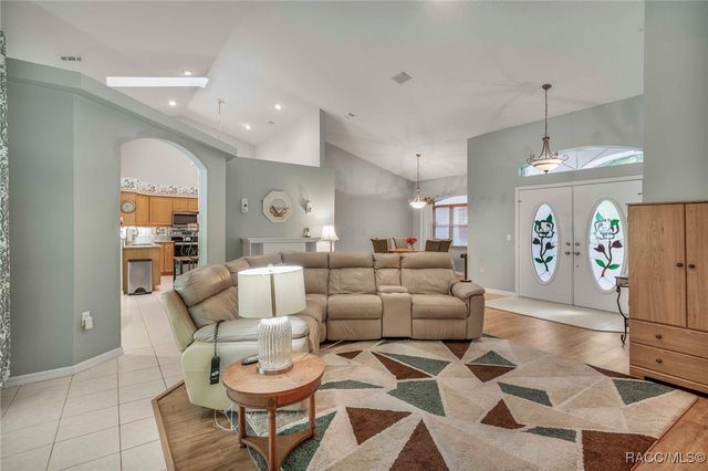 4396 N Forest Lake Drive, Hernando, FL 34442