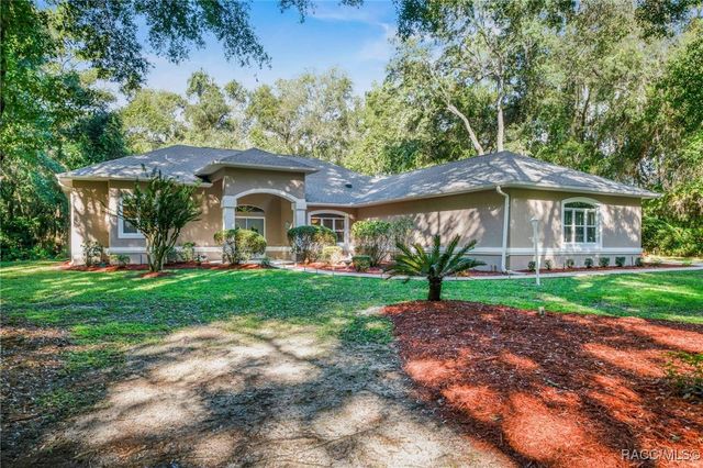 4396 N Forest Lake Drive, Hernando, FL 34442