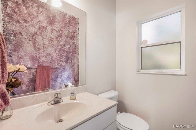4396 N Forest Lake Drive, Hernando, FL 34442