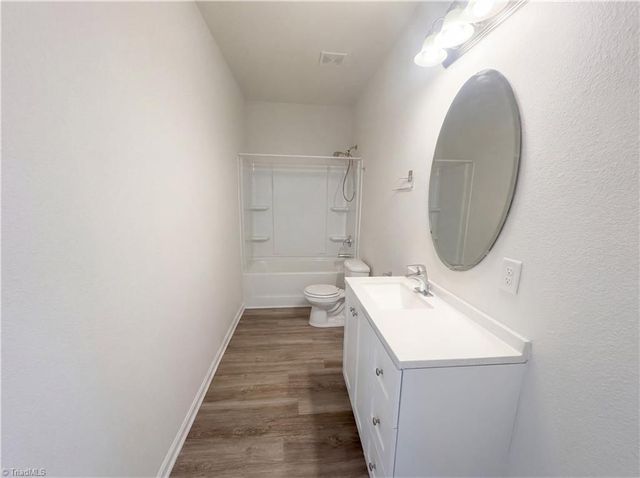 266 Kendall Drive, Winston-salem, NC 27107