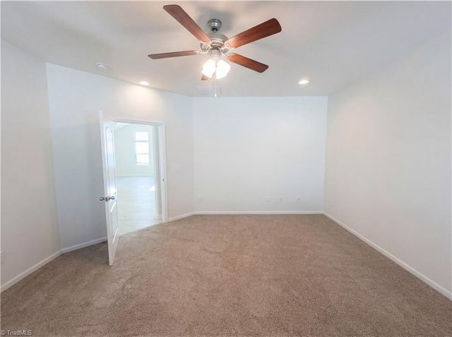 266 Kendall Drive, Winston-salem, NC 27107