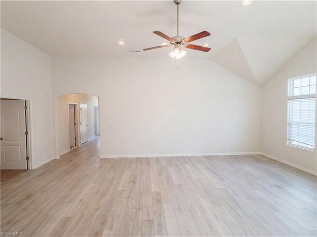 266 Kendall Drive, Winston-salem, NC 27107