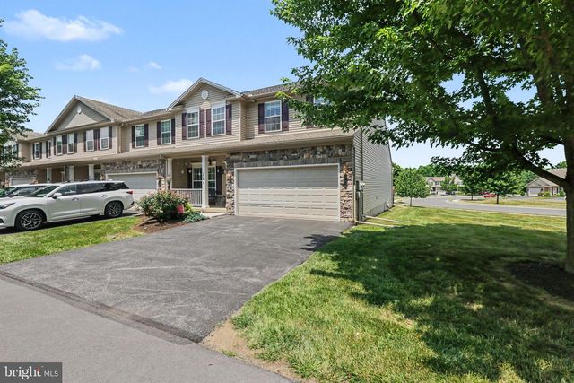 224 ALDENWOOD DR, Carlisle, PA 17015