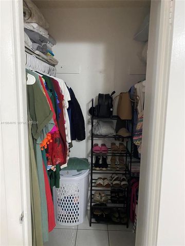 9405 W Flagler St D105, Miami, FL 33174