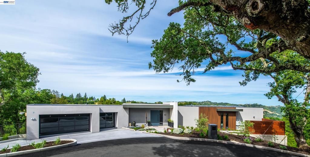 42 Charles Hill Cir, Orinda, CA 94563