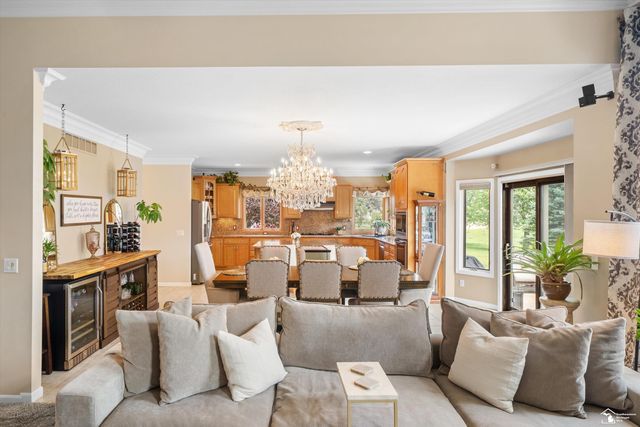 8424 Eagle Pointe Drive, Newport, MI 48166