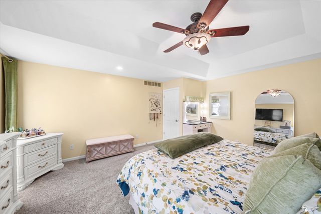 8424 Eagle Pointe Drive, Newport, MI 48166