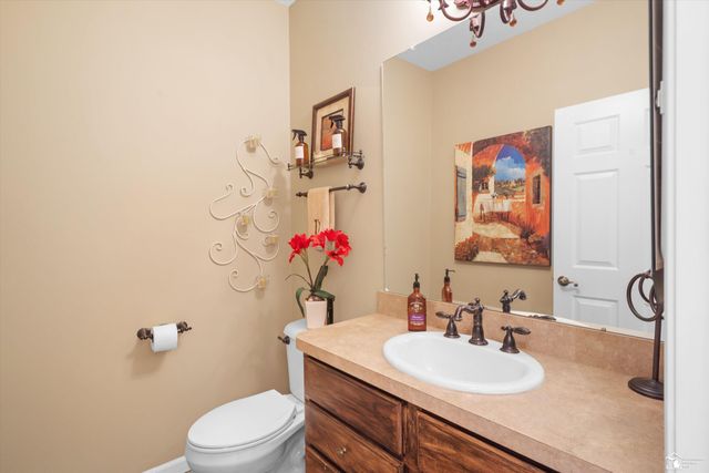 8424 Eagle Pointe Drive, Newport, MI 48166