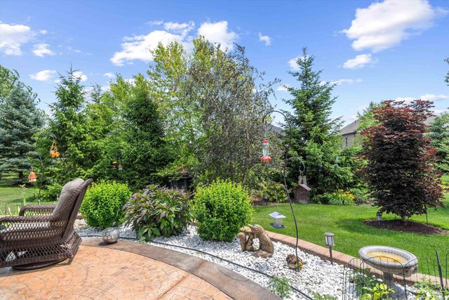 8424 Eagle Pointe Drive, Newport, MI 48166