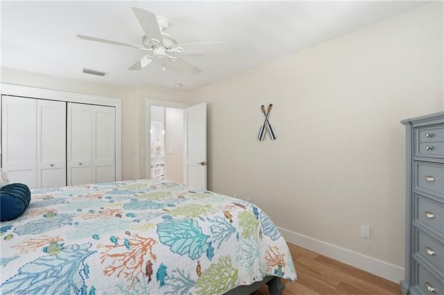 1590 Sandpiper ST, Naples, FL 34102